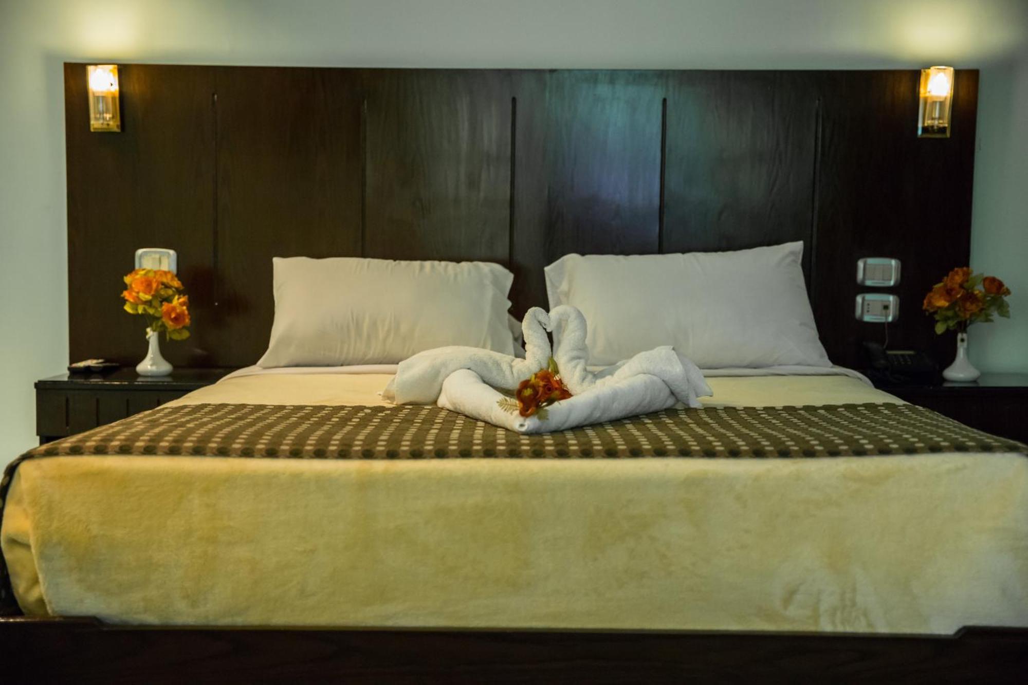 Aura Inn Hotel Cairo Giza Eksteriør billede