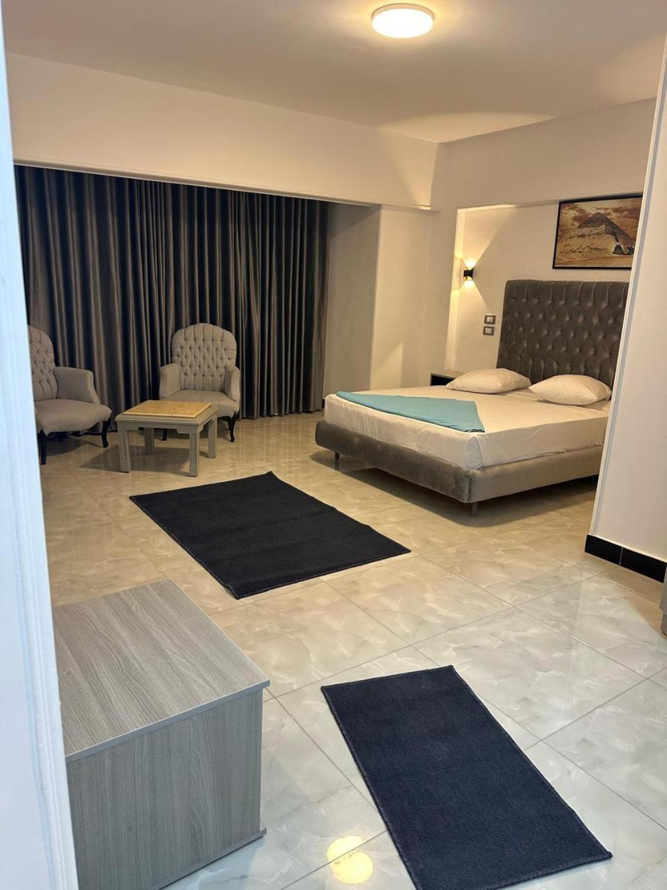 Aura Inn Hotel Cairo Giza Eksteriør billede